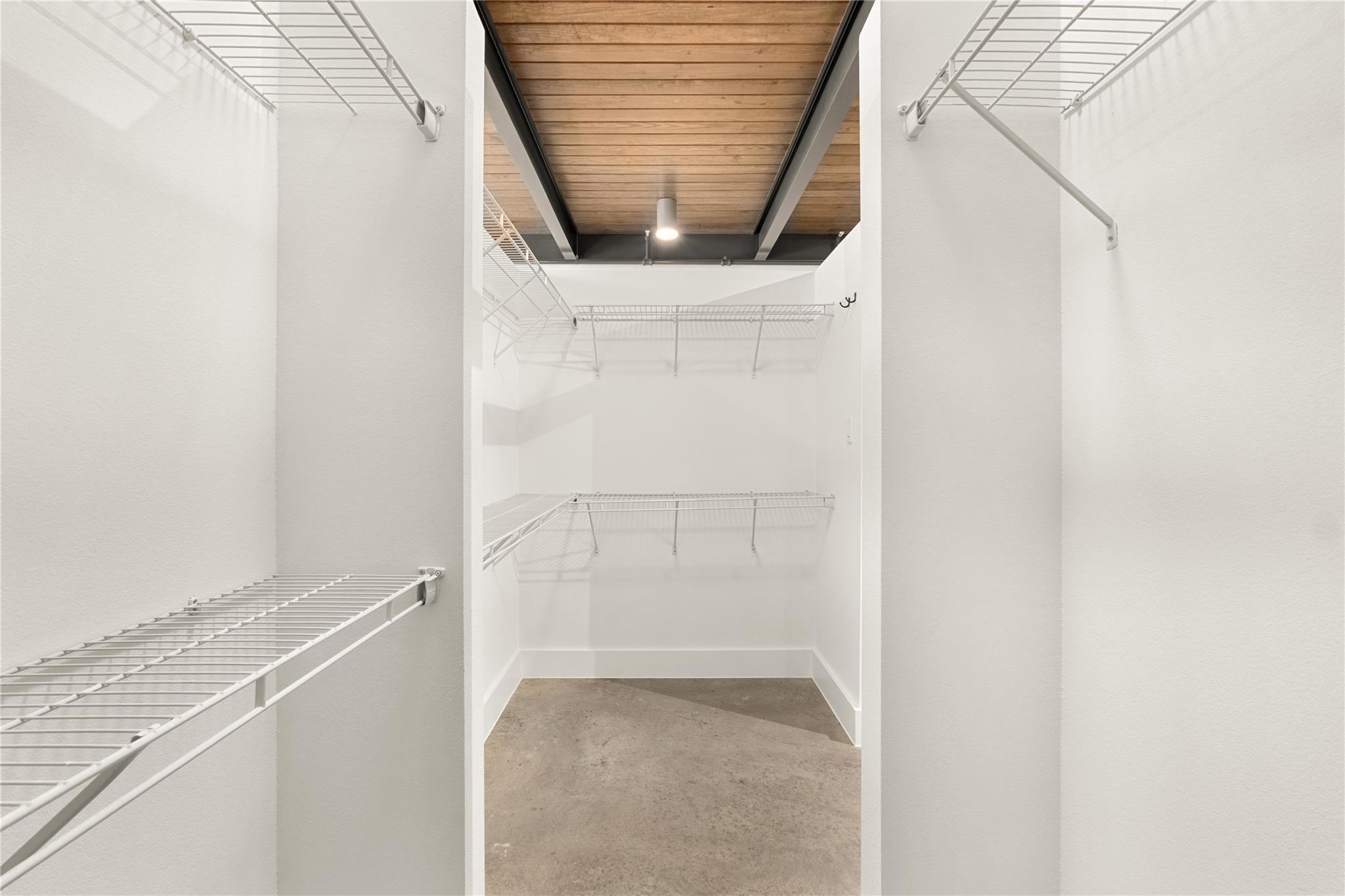 2205 N Lamar BLVD # 113