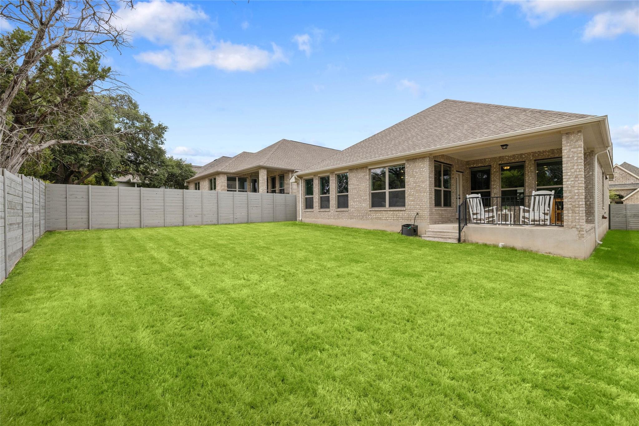 1104 River Vista RD