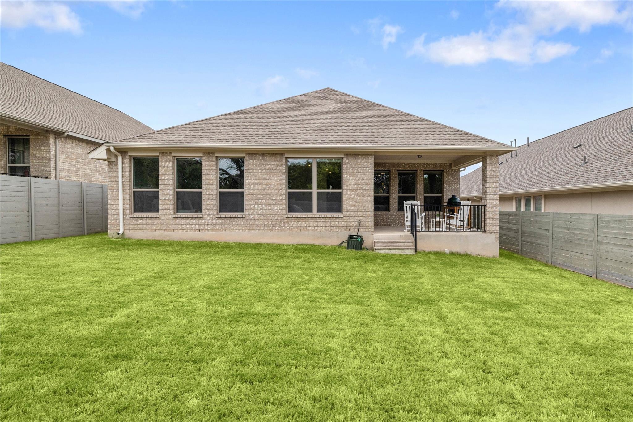 1104 River Vista RD