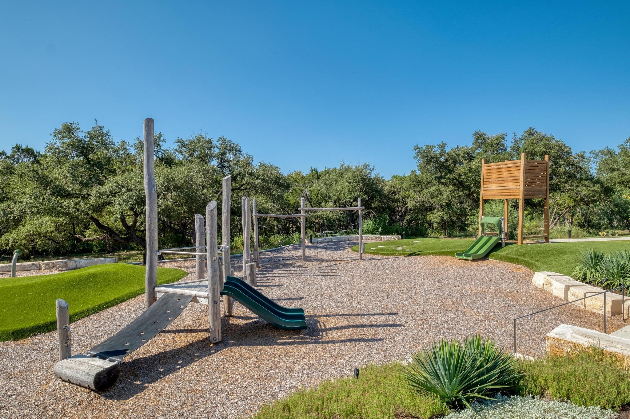 1104 River Vista RD