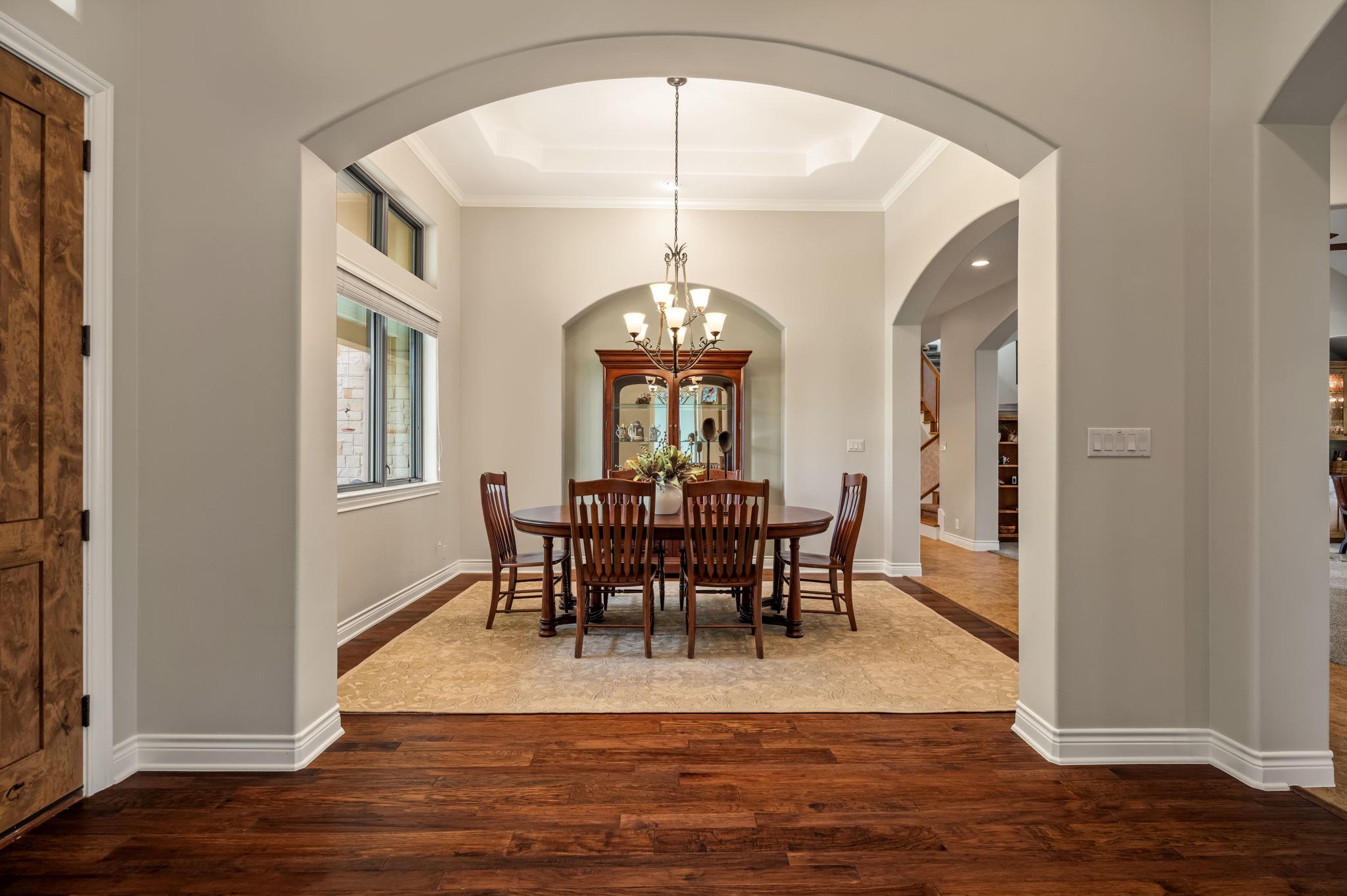 8815 Blazyk DR