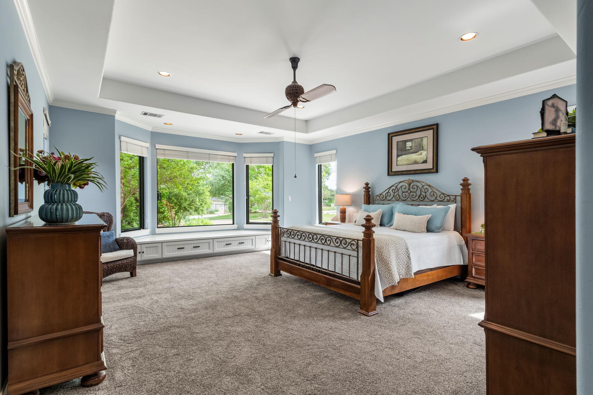 8815 Blazyk DR
