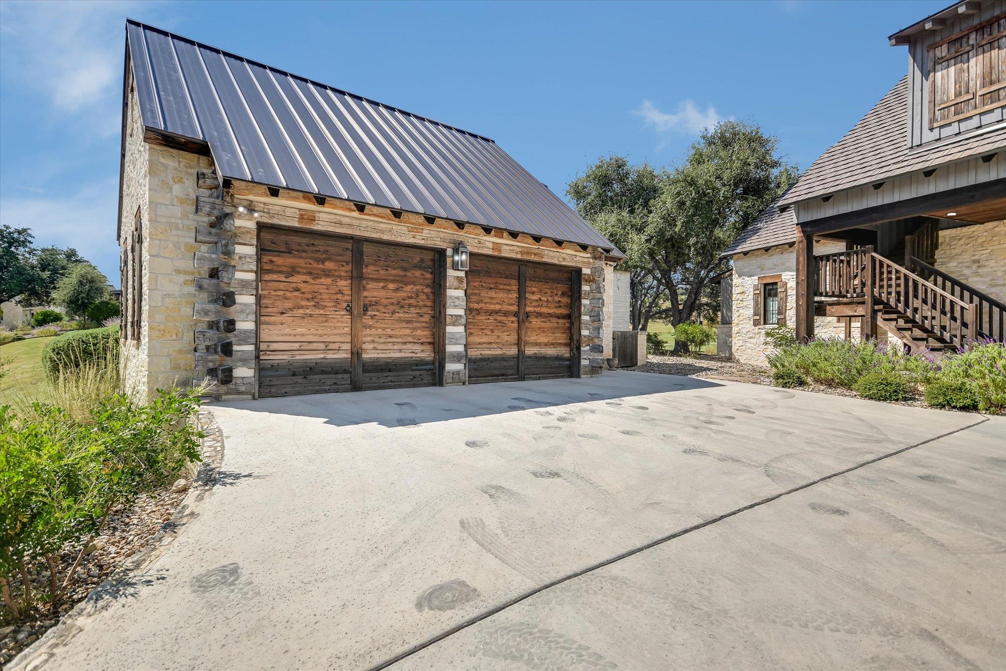 175 Putting Park DR