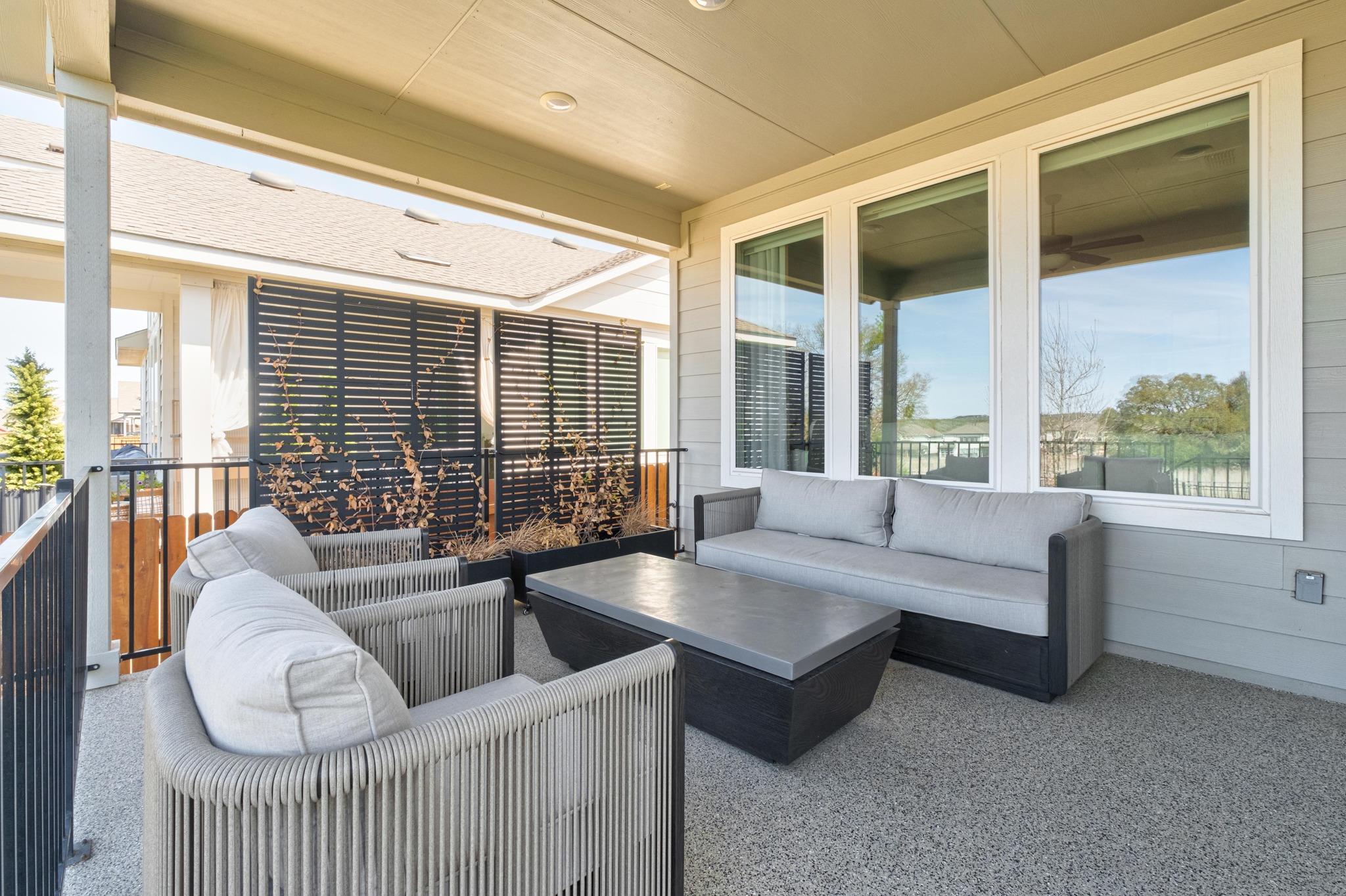 1055 Sage Thrasher CIR