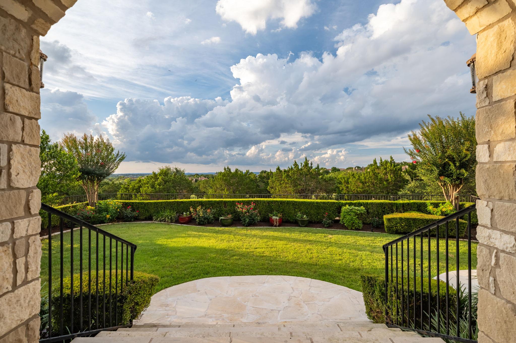 224 Golden Bear DR
