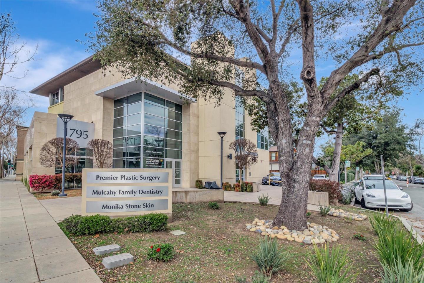 1795 El Camino Real 3B