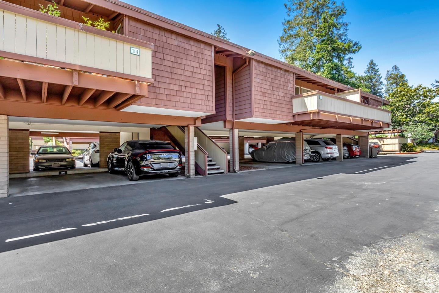 500 W Middlefield RD 71