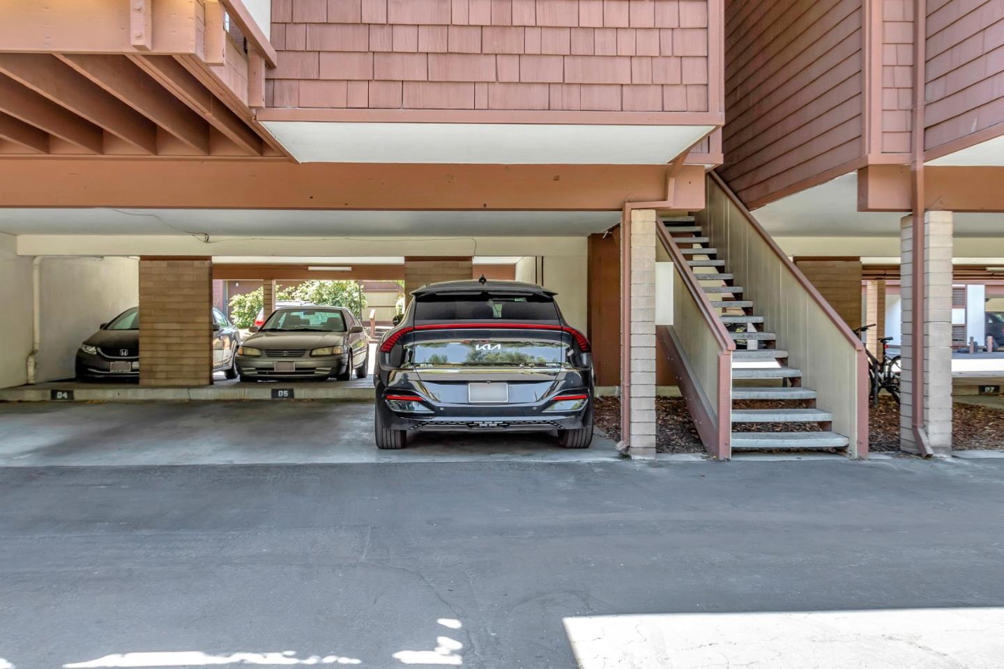 500 W Middlefield RD 71