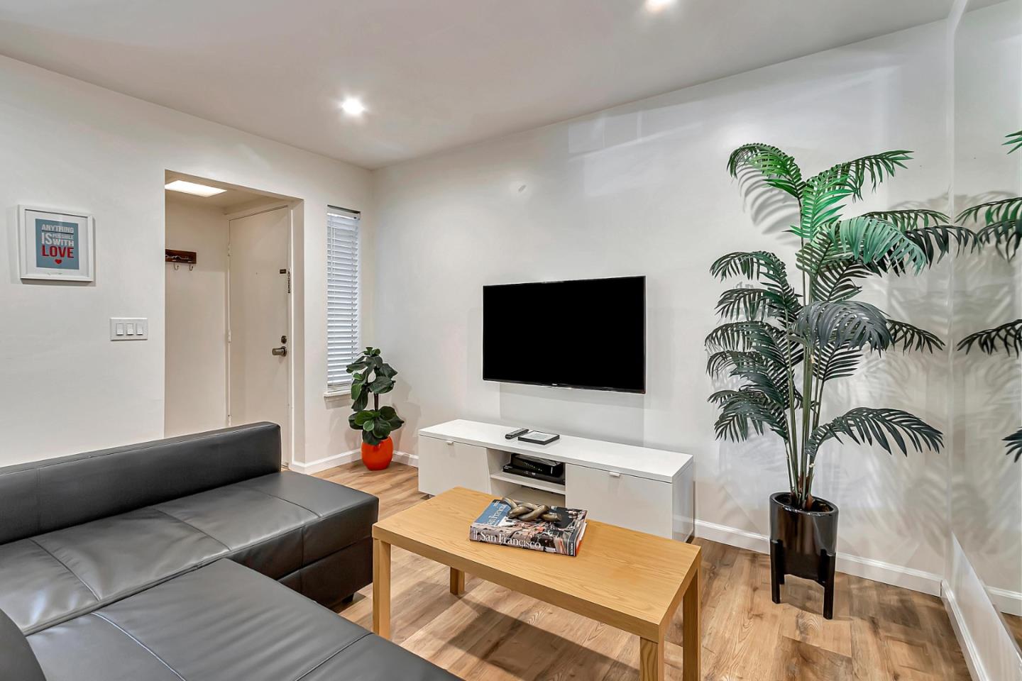 500 W Middlefield RD 71