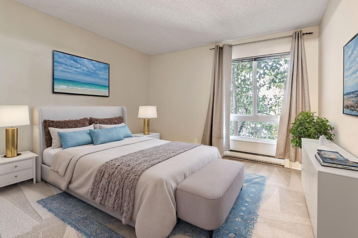 801 N Humboldt ST 208