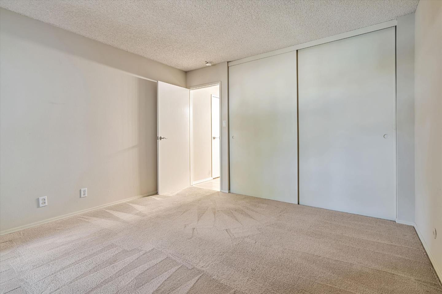 801 N Humboldt ST 208