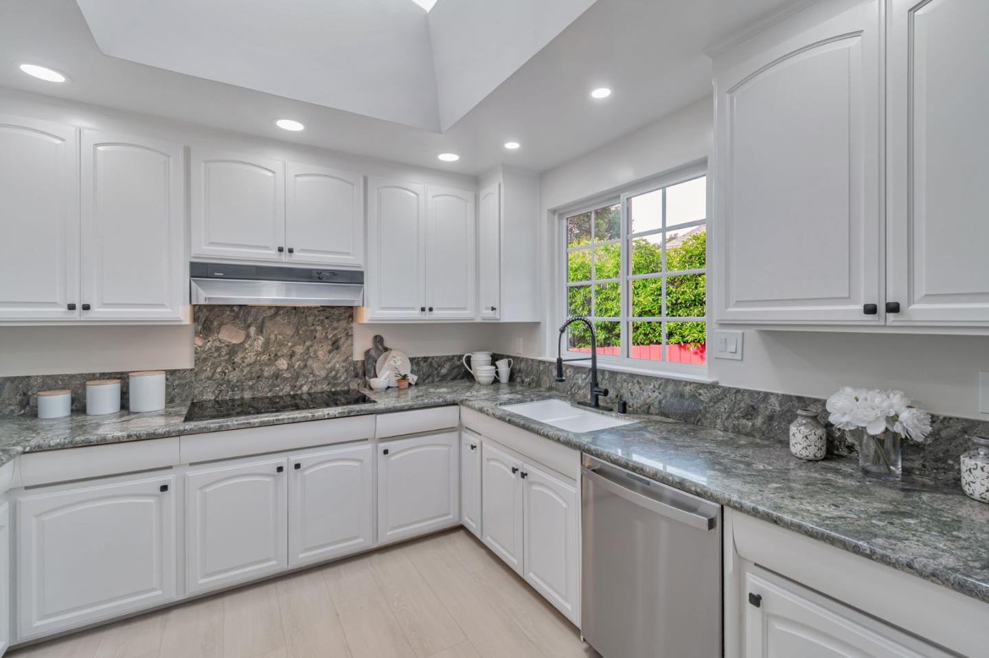14 Korbel WAY