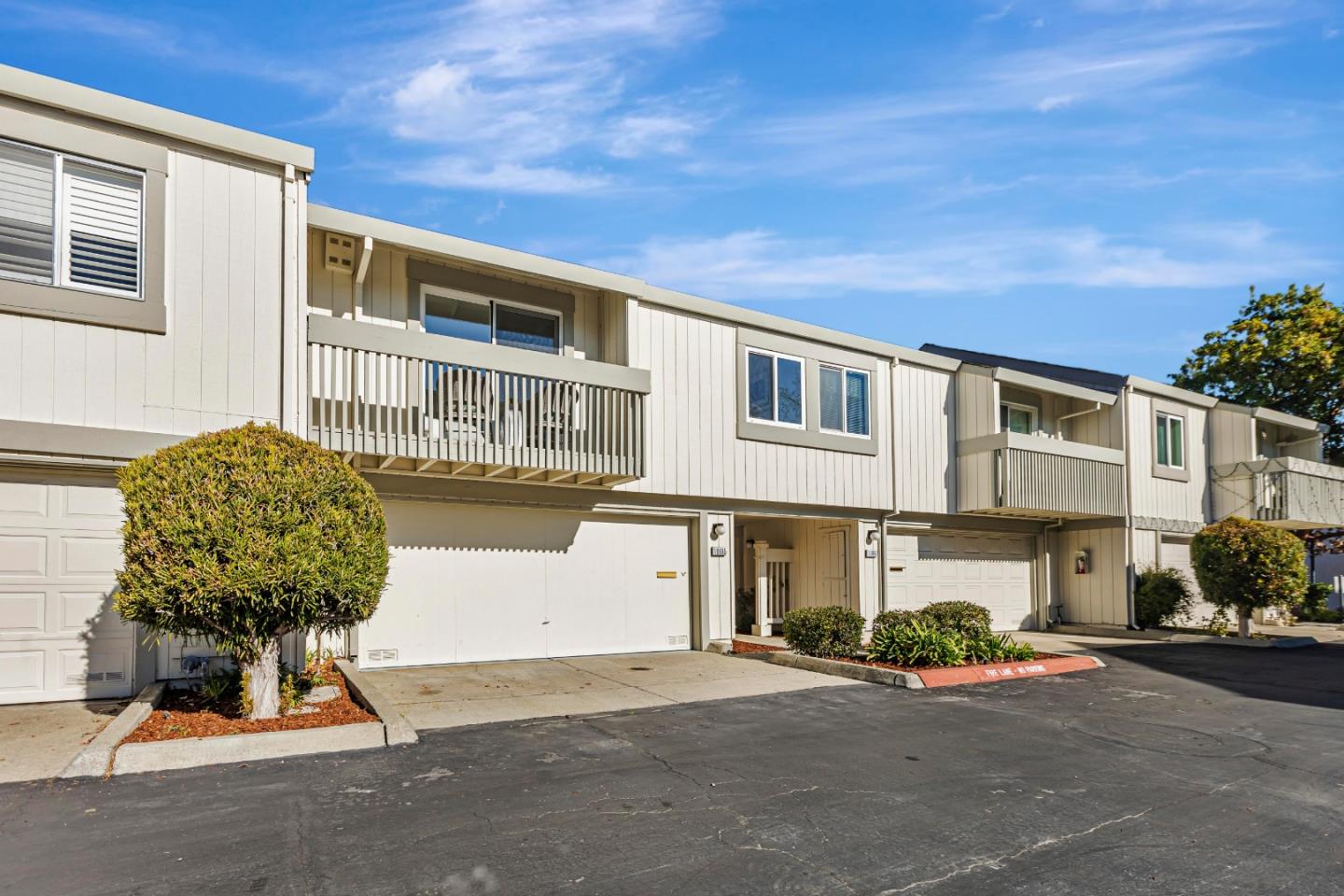 10995 Northseal Square