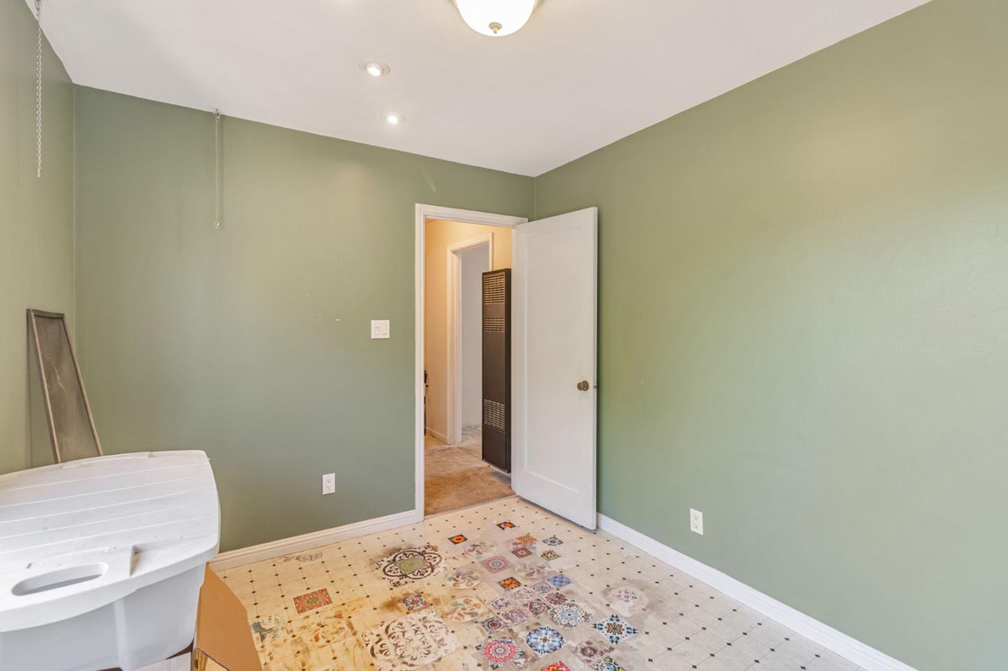 2643 Garfield Street