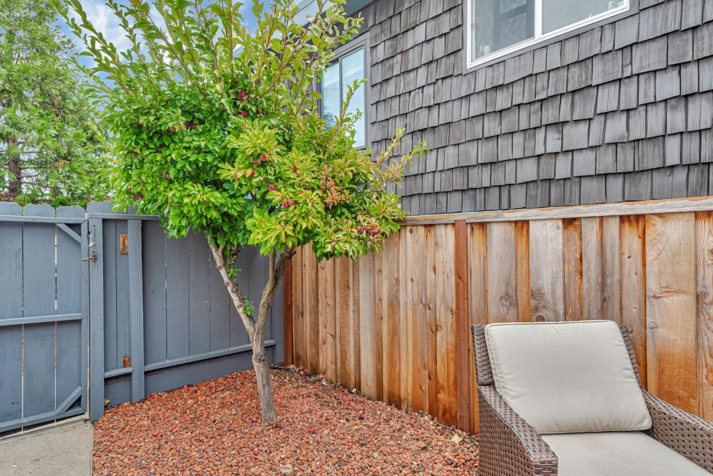 193 Linden Avenue 1
