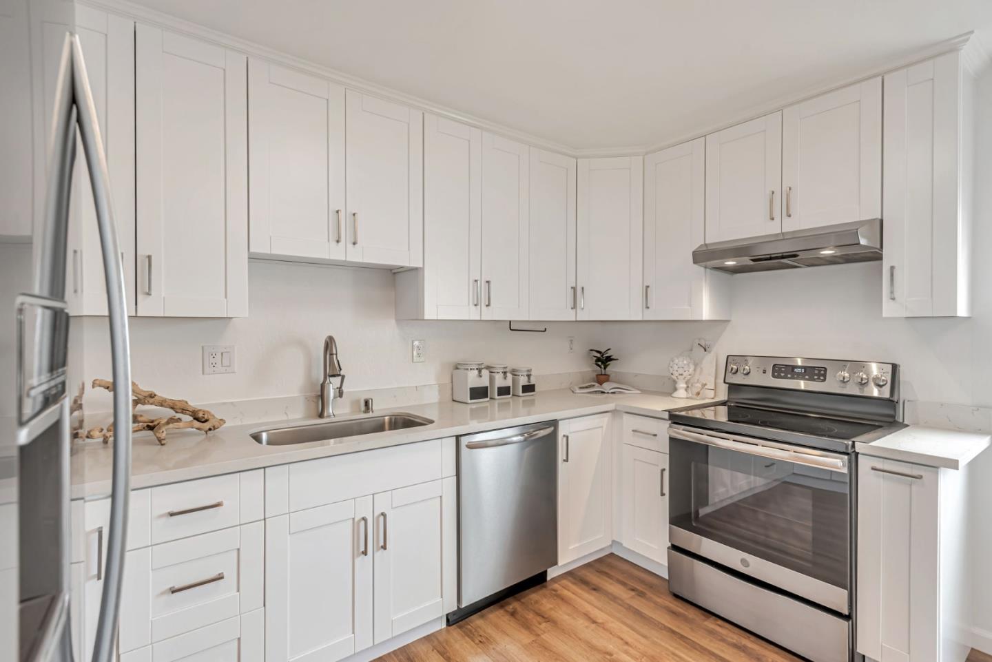 193 Linden Avenue 1