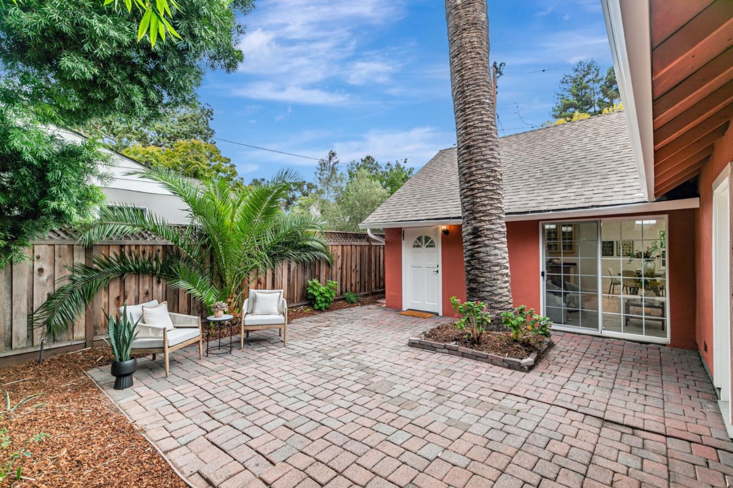 1037 Windermere Avenue