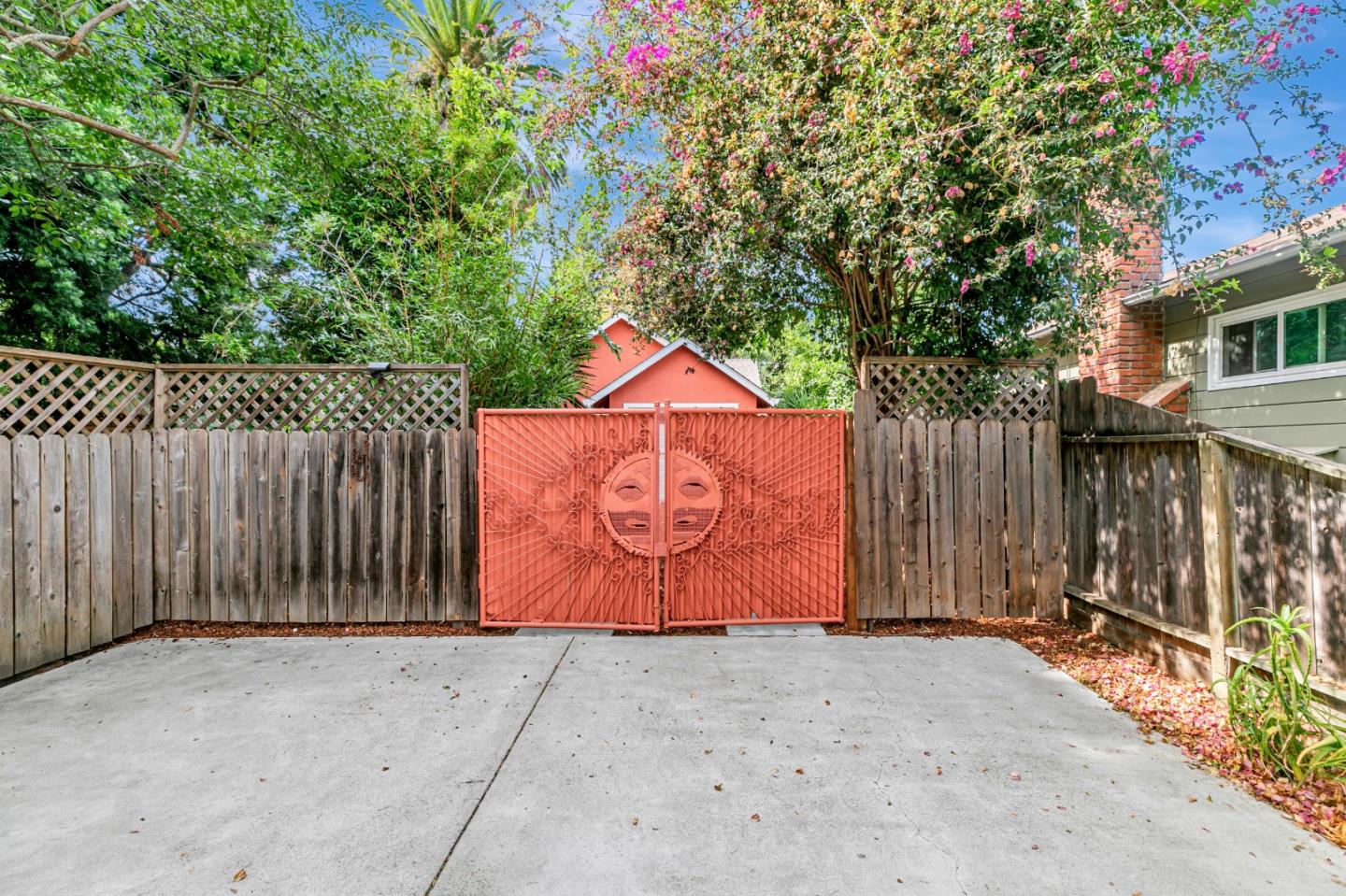 1037 Windermere Avenue