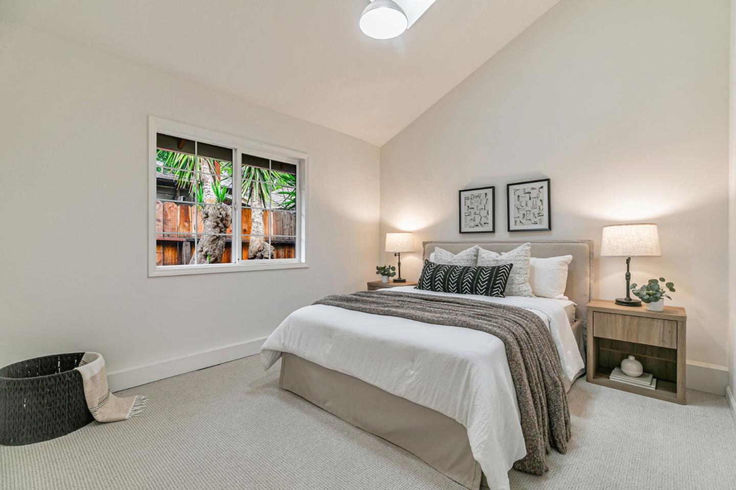 1037 Windermere Avenue