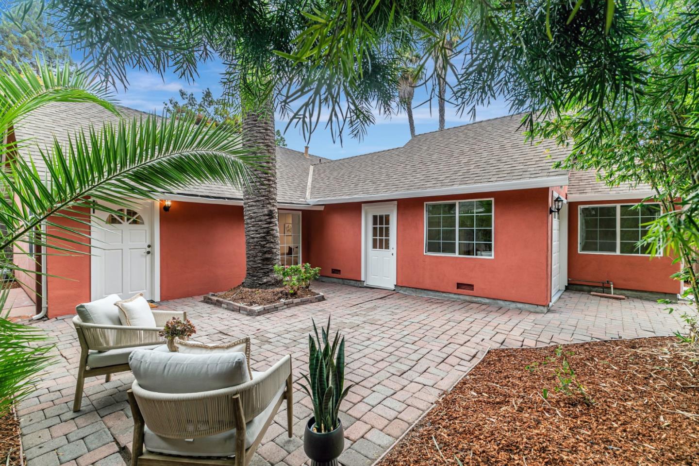 1037 Windermere Avenue