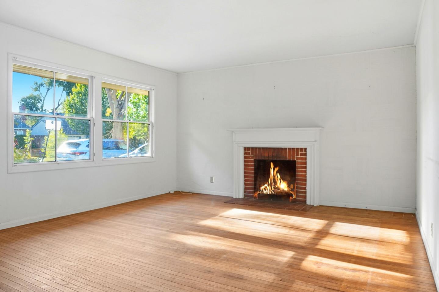 1053 Ringwood Avenue