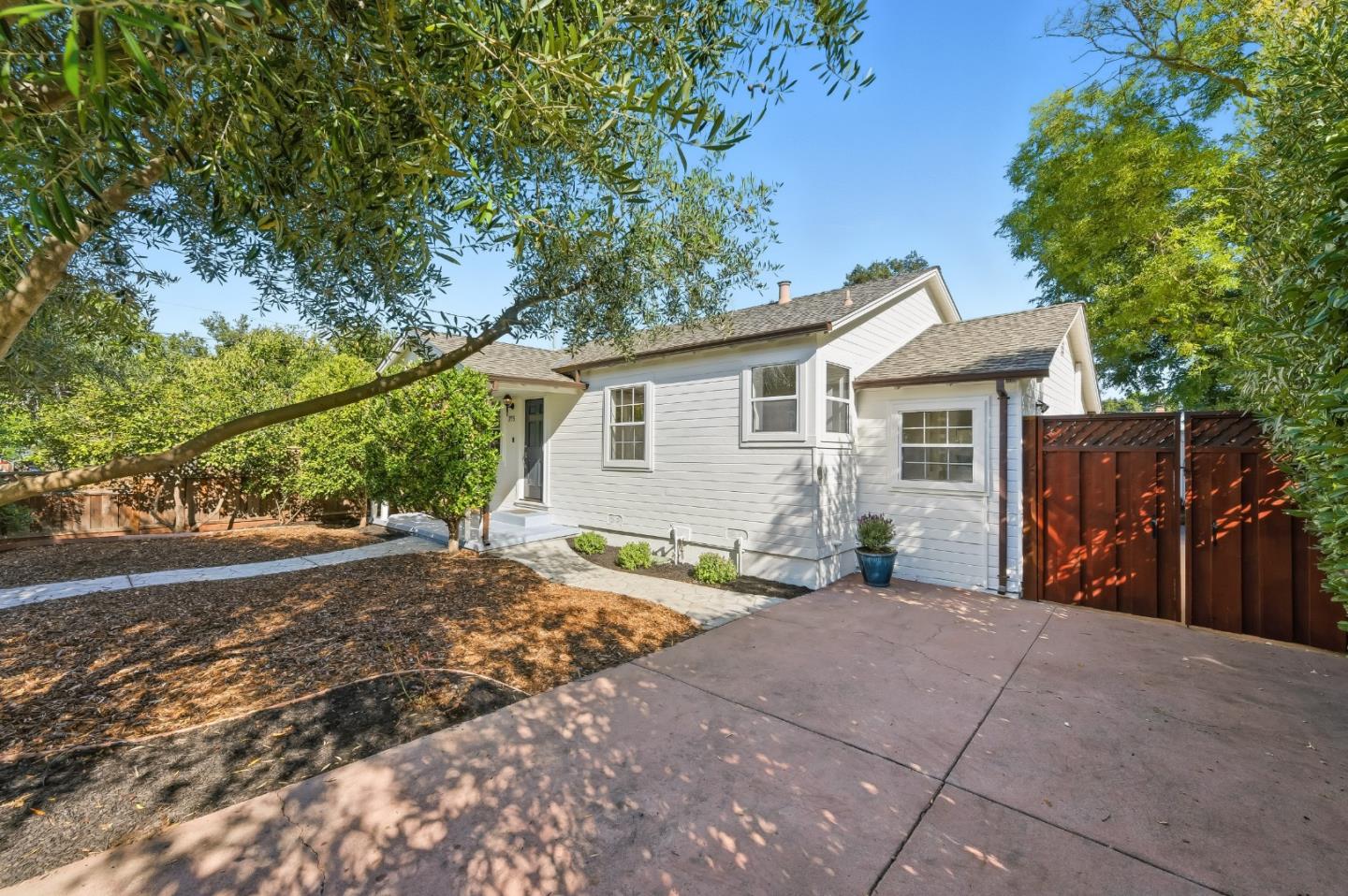 175 Orchard Avenue