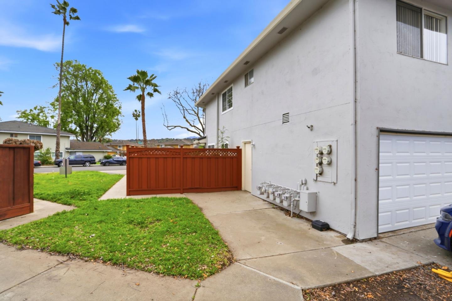 5727 Playa Del Rey 3