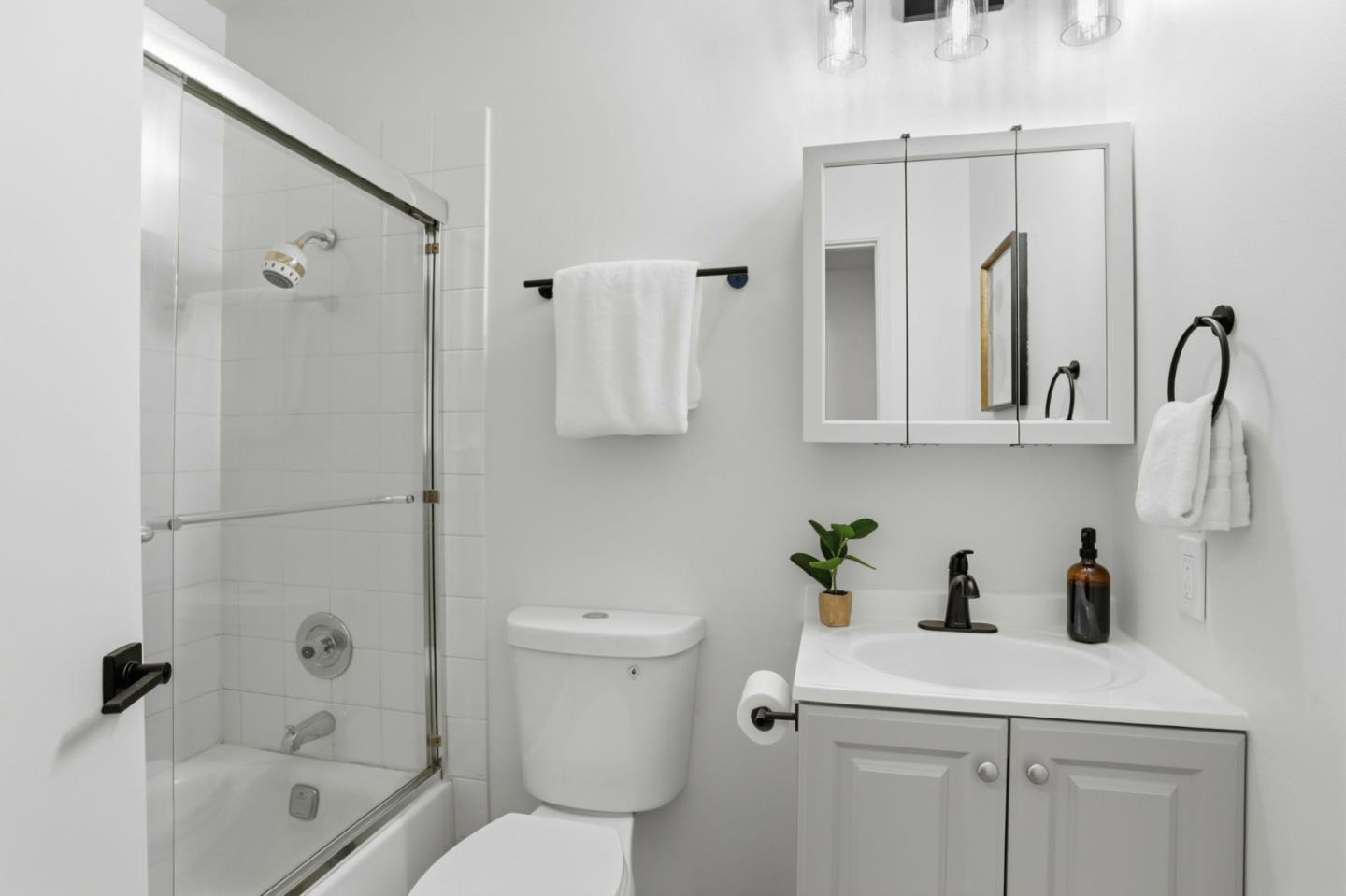 5727 Playa Del Rey 3