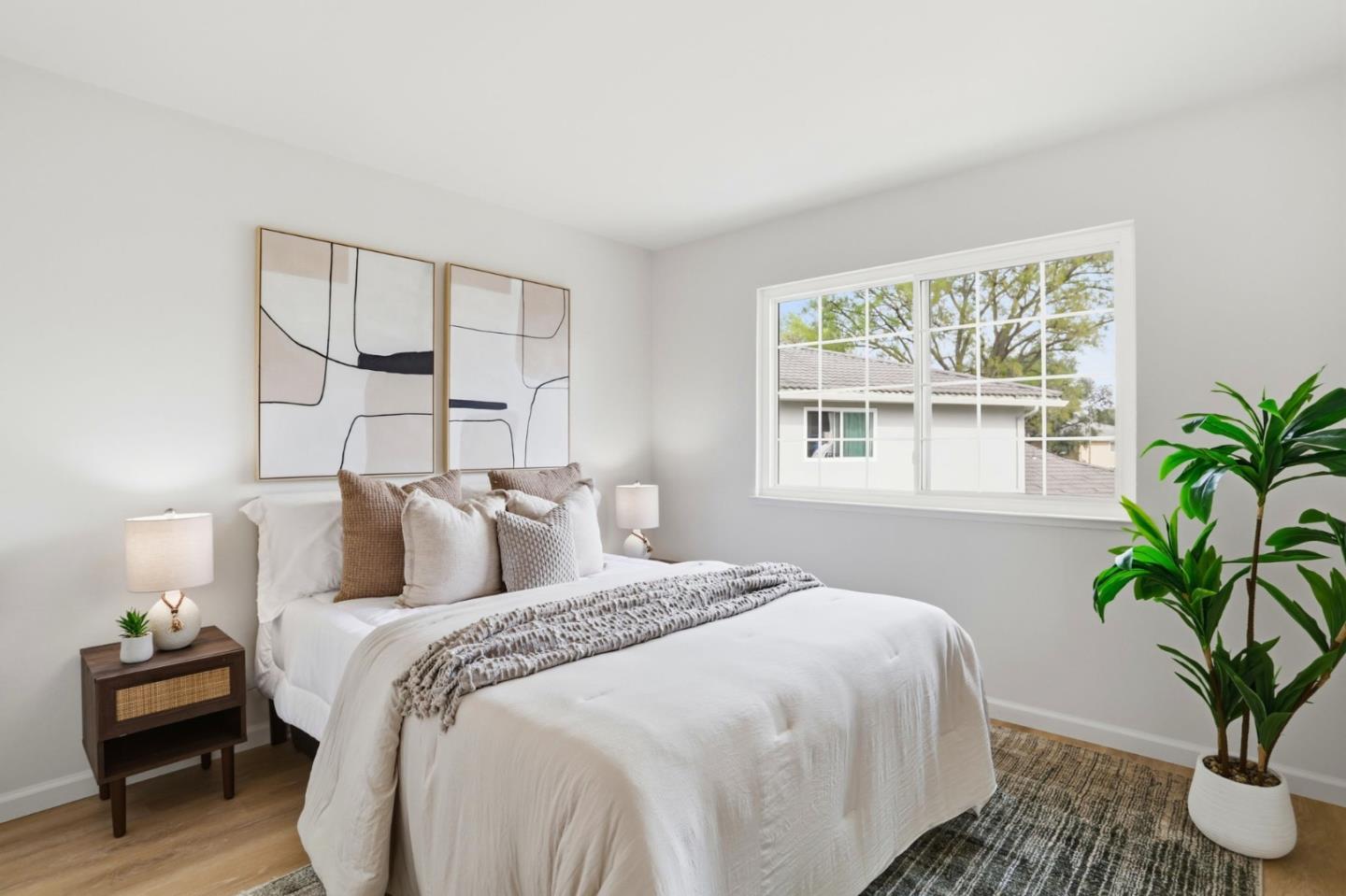 5727 Playa Del Rey 3