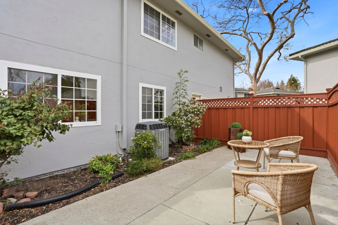 5727 Playa Del Rey 3