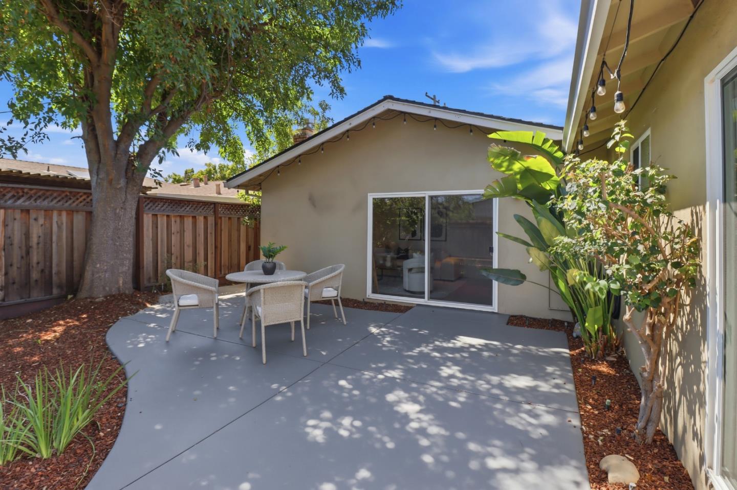 Bucknall RD