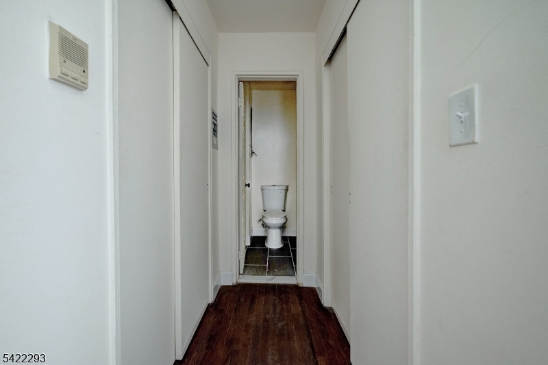 22 Cottage St 2I