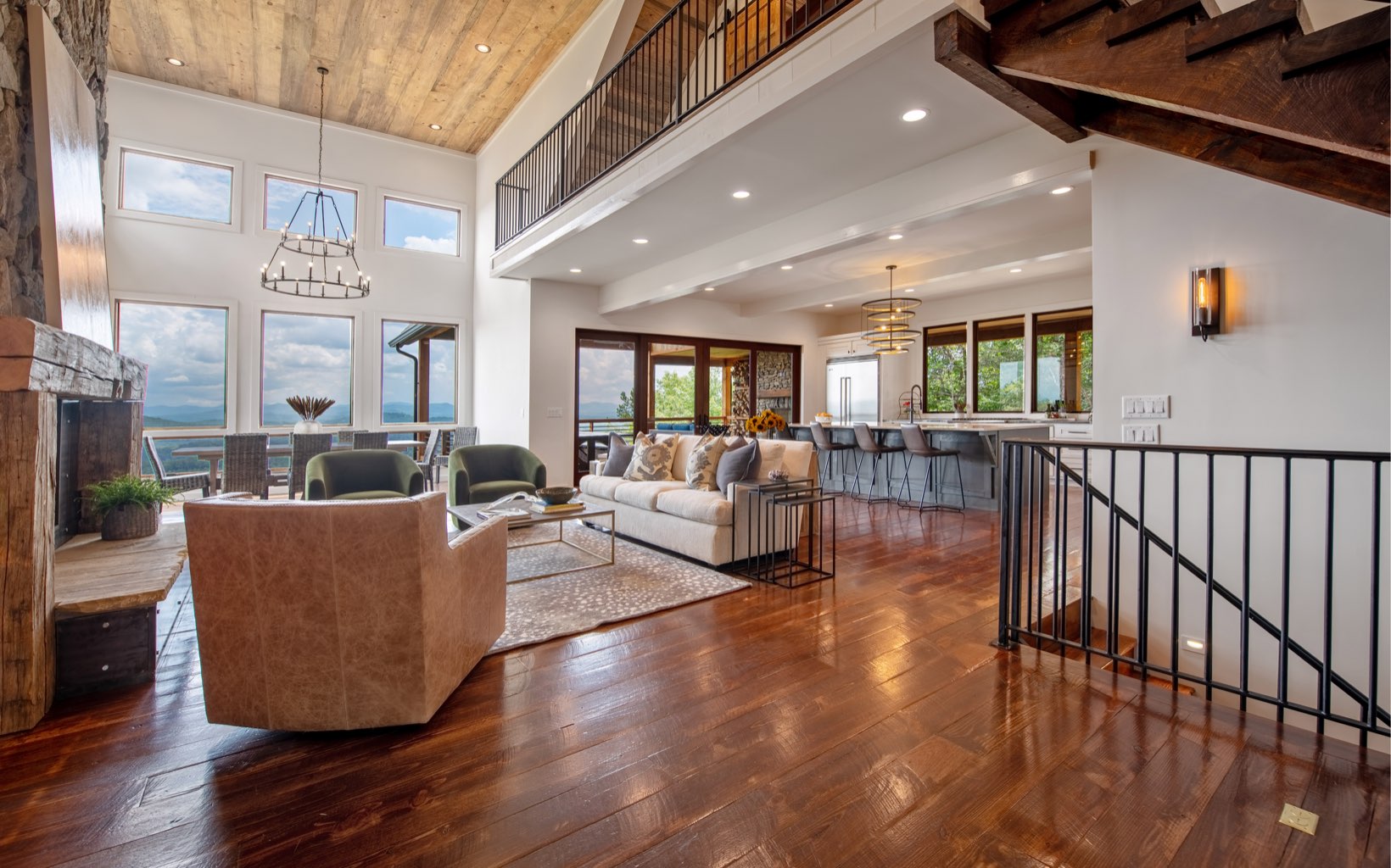 852 Tower Road