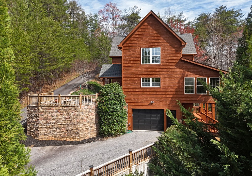 67 Timber Grace Court
