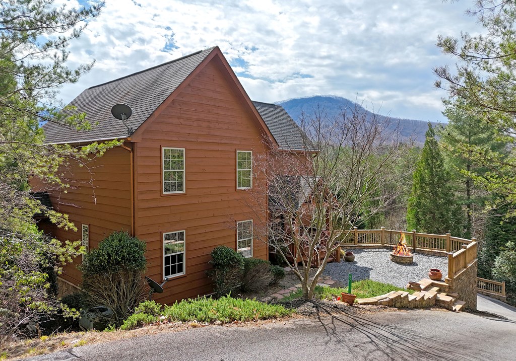 67 Timber Grace Court