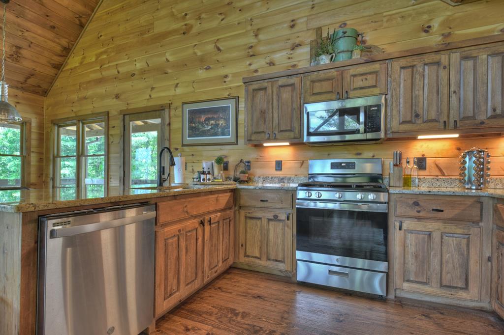 401 Foster Cove Rd