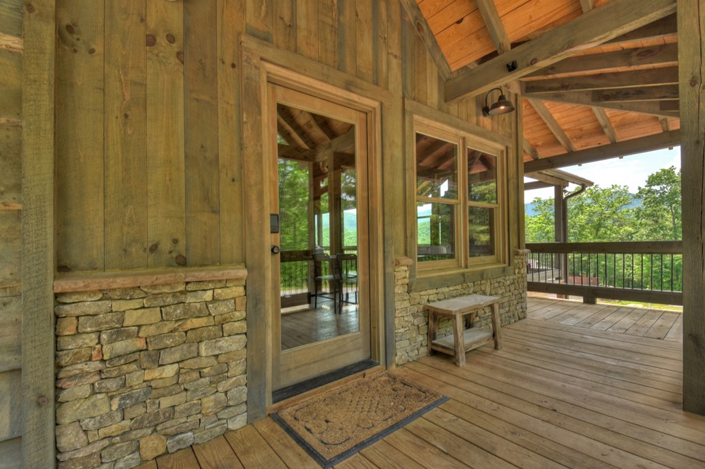 401 Foster Cove Rd