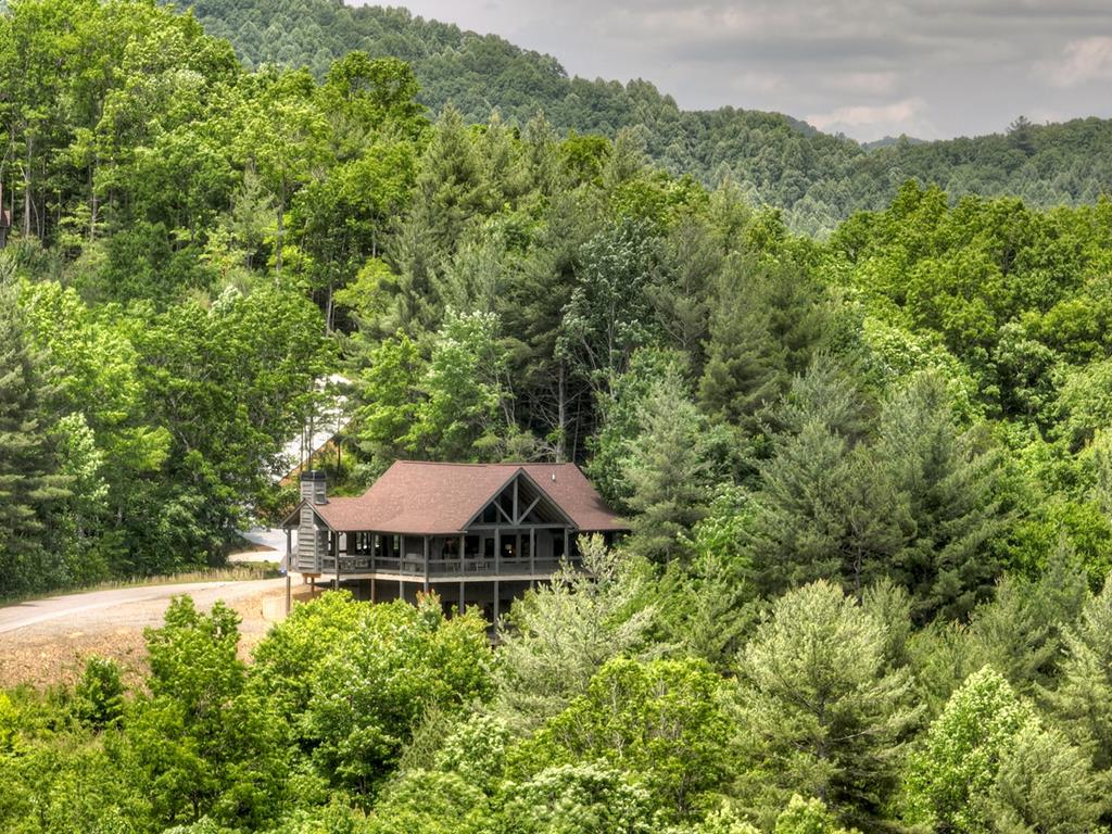 401 Foster Cove Rd