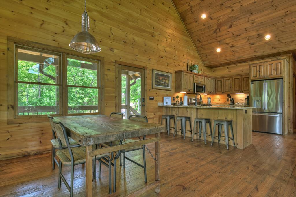 401 Foster Cove Rd