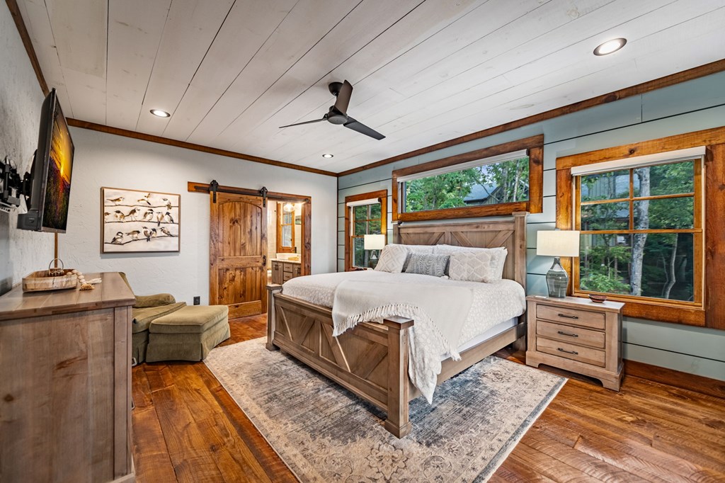 825 Price Road