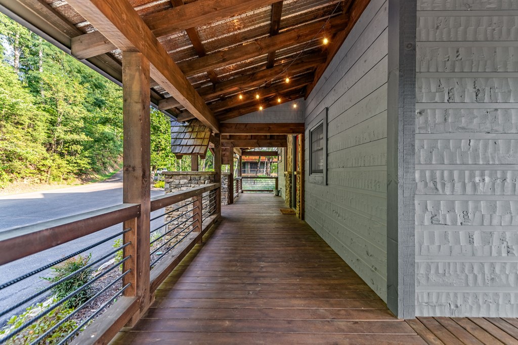 825 Price Road