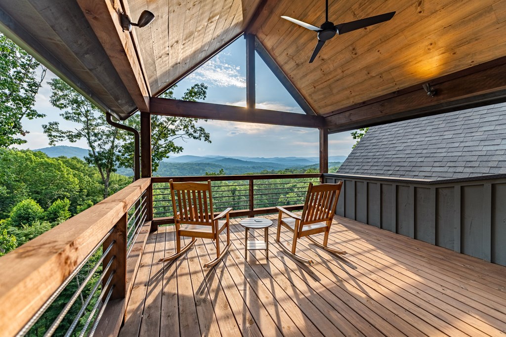 825 Price Road
