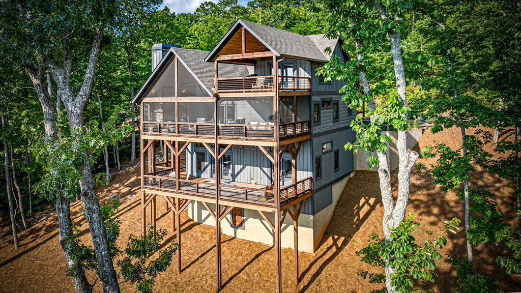 825 Price Road