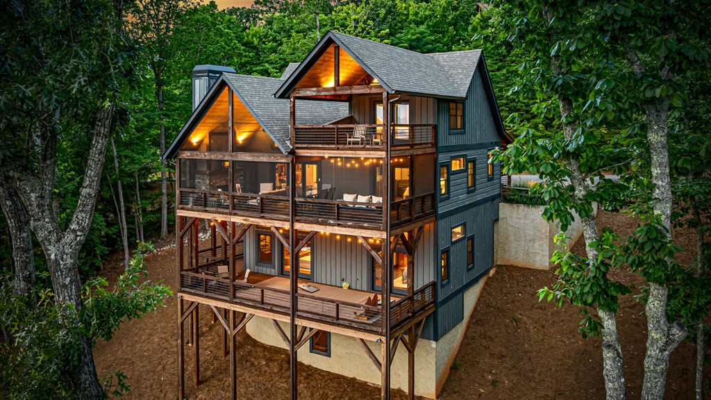 825 Price Road