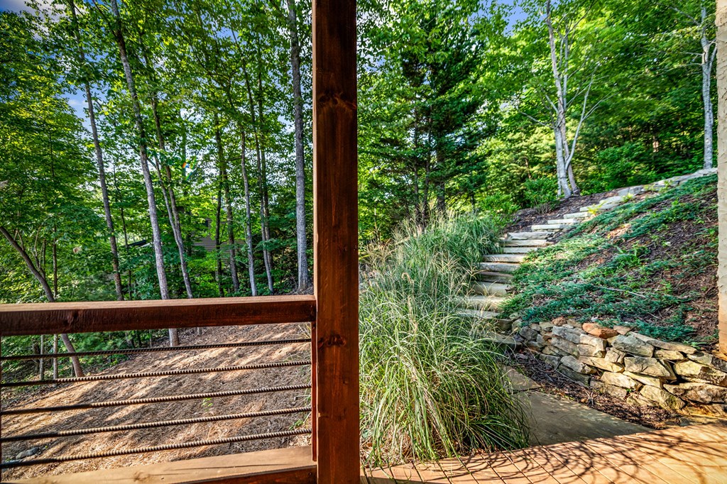 825 Price Road