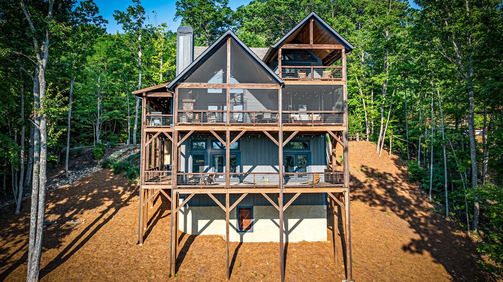 825 Price Road