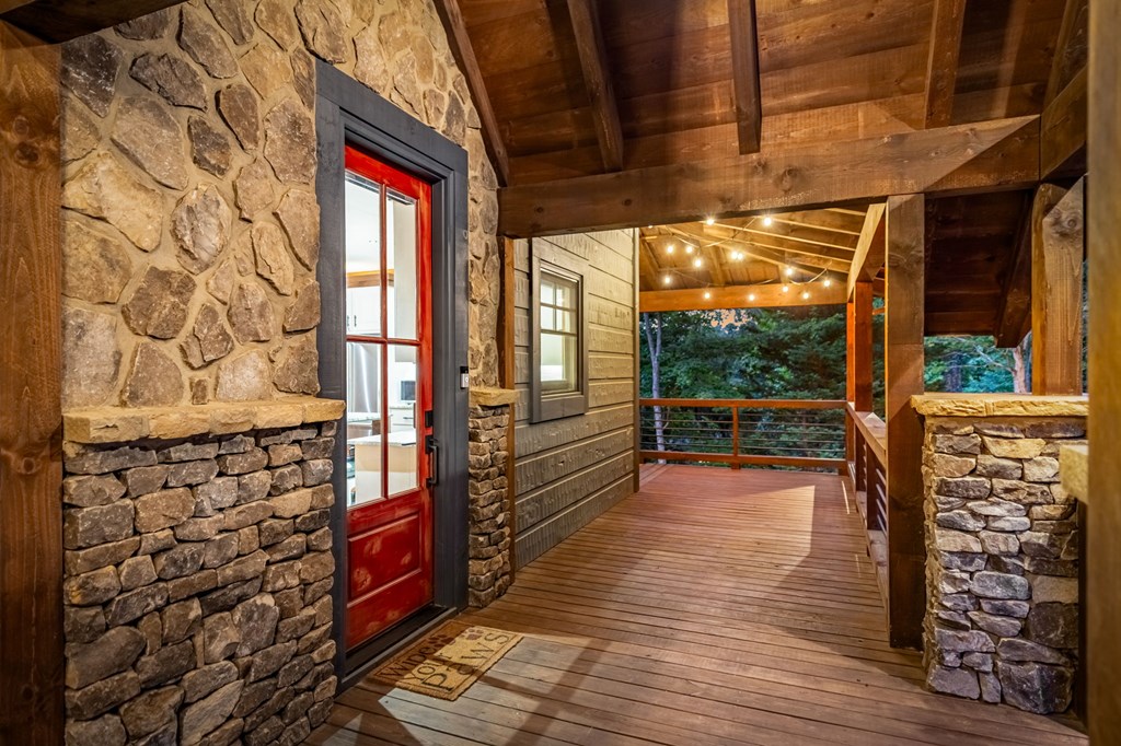 825 Price Road