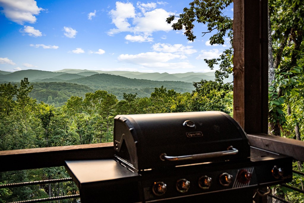 825 Price Road