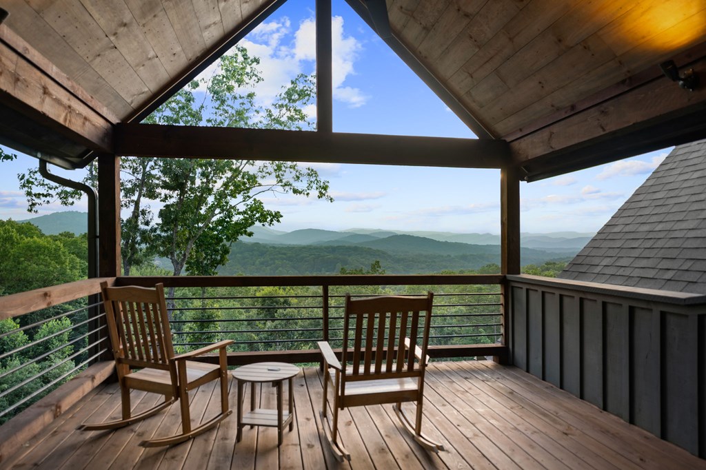 825 Price Road