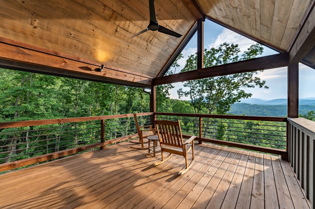 825 Price Road
